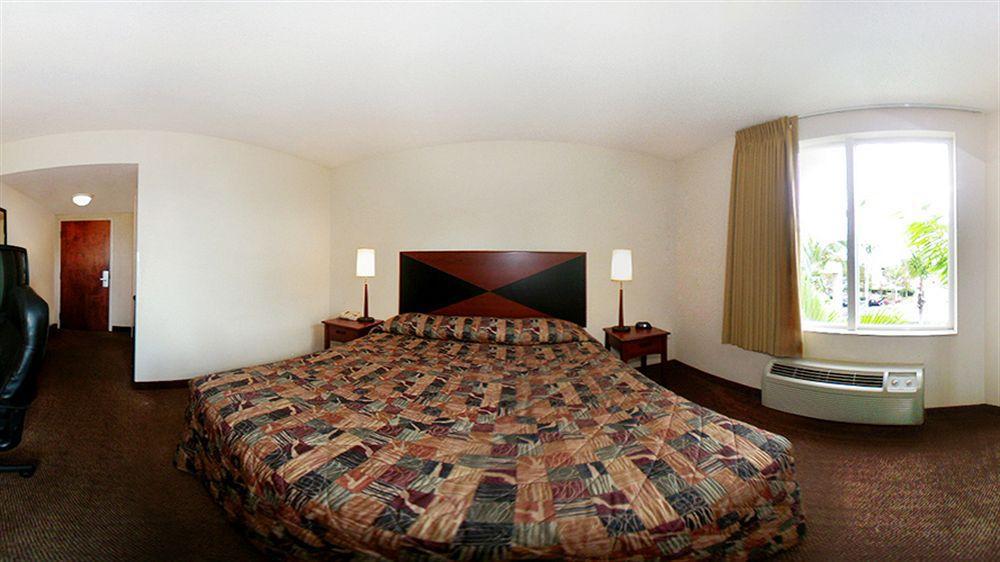 Sleep Inn & Suites Ft Lauderdale International Airport Dania Beach Ngoại thất bức ảnh